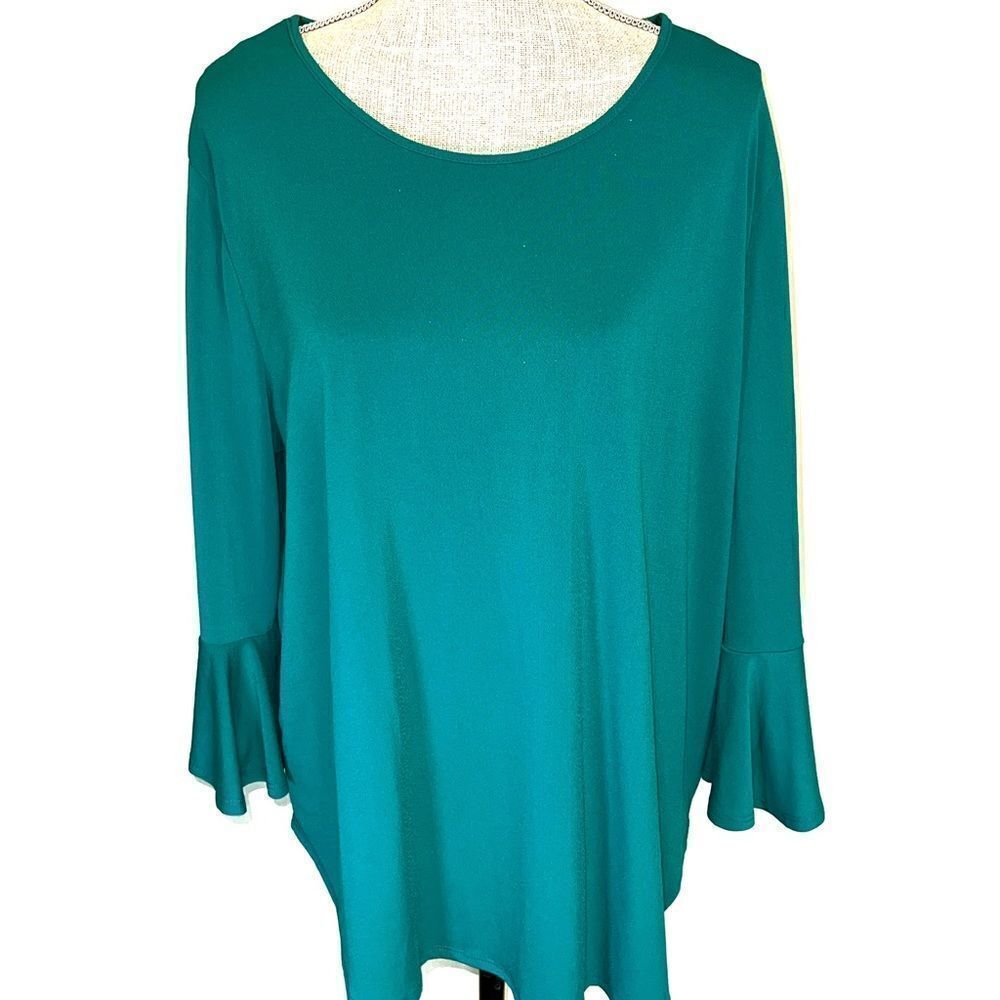 NWT Green Envelope Las Angeles Bell Sleeve Top 2X